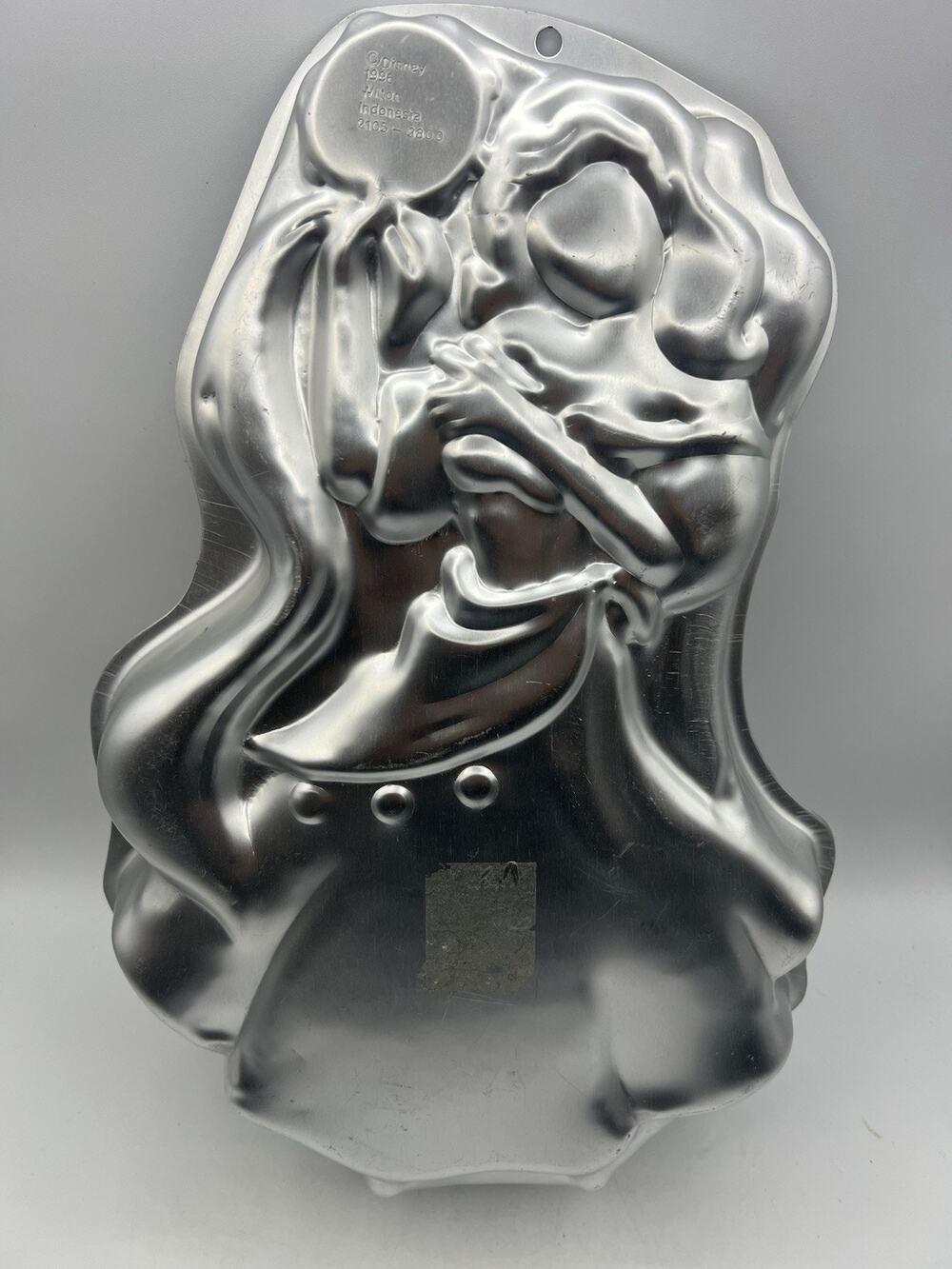 Vintage Disney Snow White Cake Pan Wilton 1996 Aluminum Baking Mold